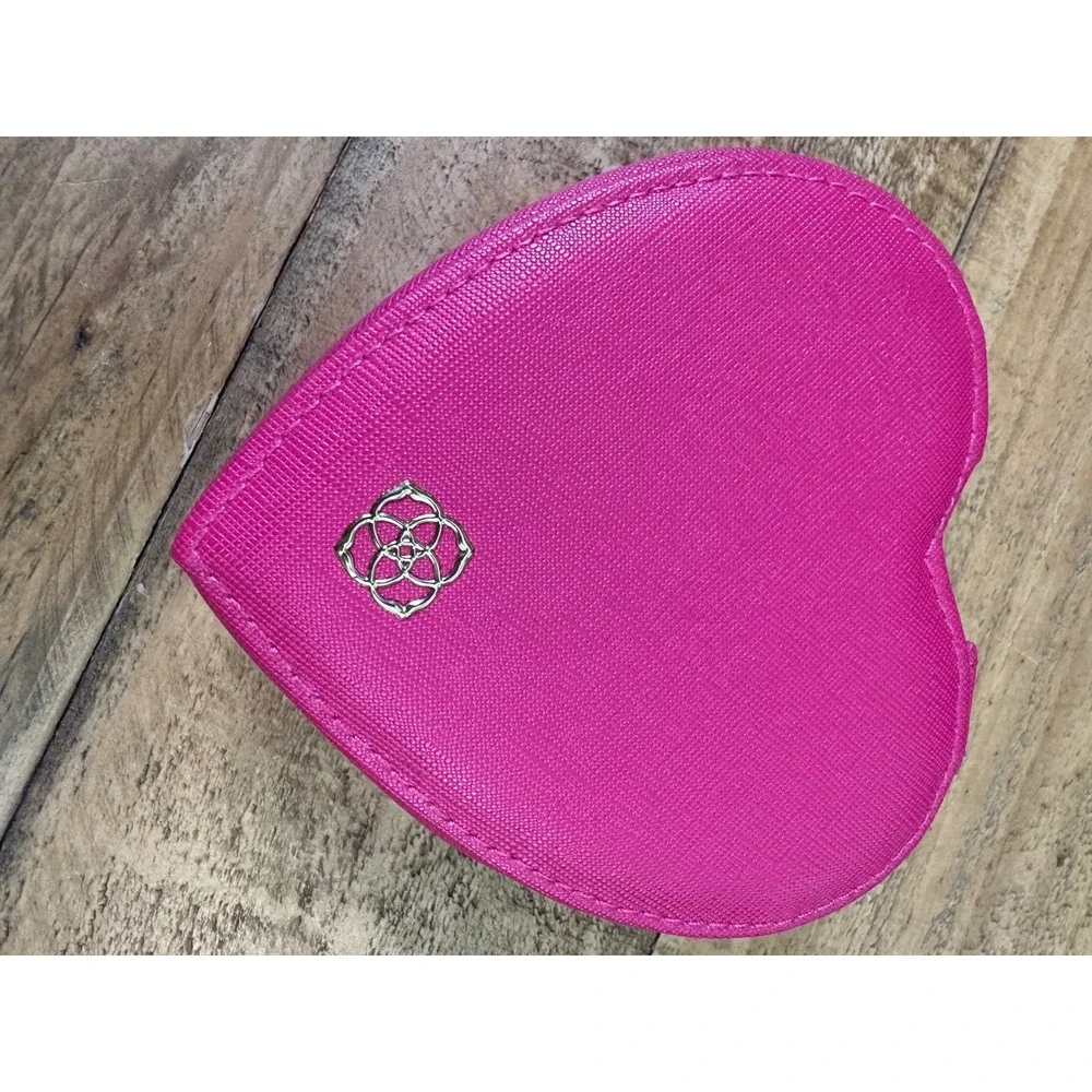 Kendra Scott Heart Jewelry Travel Case Pink Zippered Organizer Box